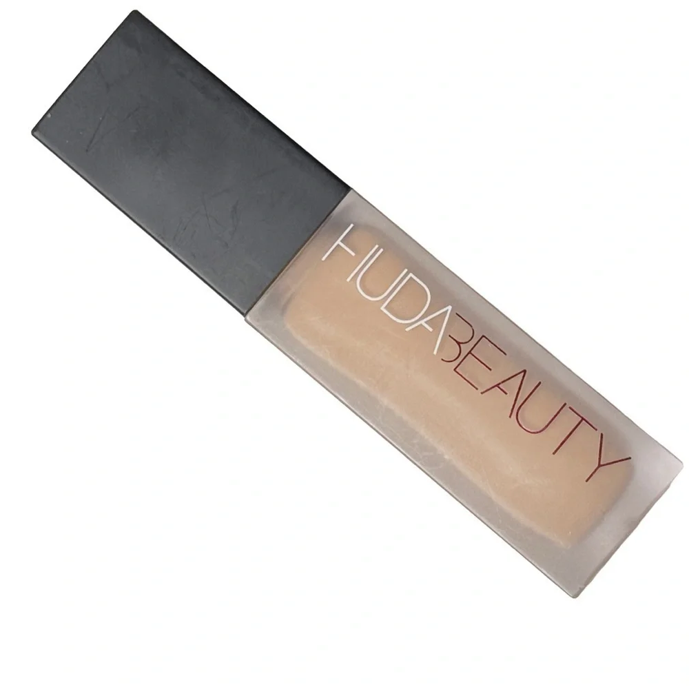 Huda Beauty #FauxFilter Luminous Matte Concealer - granola 4.5